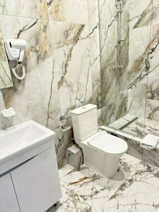 Гостиница Вена Симферополь Стандарт комфорт с 2 односпальными кроварями-2