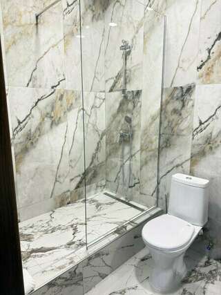 Гостиница Вена Симферополь Стандарт комфорт с 2 односпальными кроварями-4