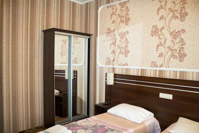 Фото Гостиница Вена Симферополь-97 Гостиница Вена Симферополь-97