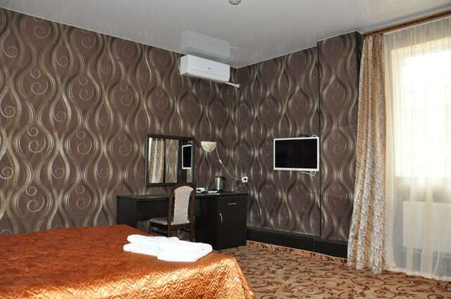 Фото Гостиница Вена Симферополь-102 Гостиница Вена Симферополь-102