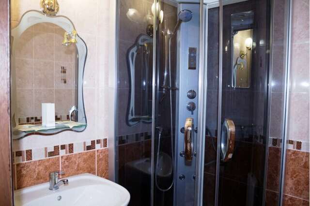 Фото Гостиница Вена Симферополь-101 Гостиница Вена Симферополь-101