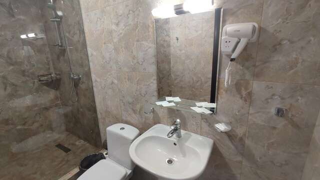 Фото Гостиница Вена Симферополь-155 Гостиница Вена Симферополь-155