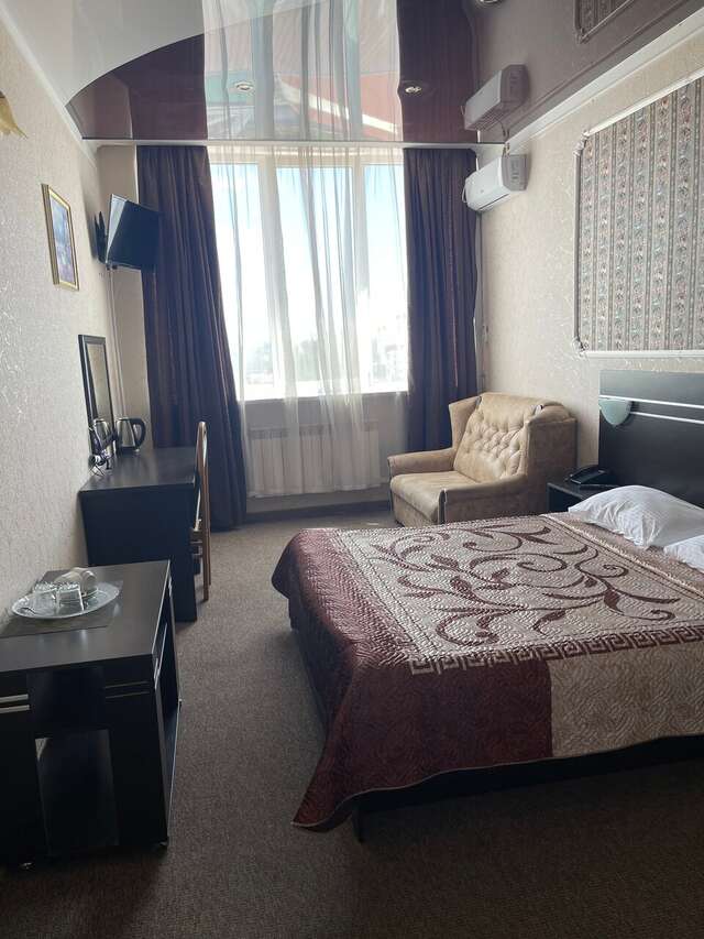 Фото Гостиница Вена Симферополь-147 Гостиница Вена Симферополь-147