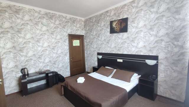 Фото Гостиница Вена Симферополь-149 Гостиница Вена Симферополь-149