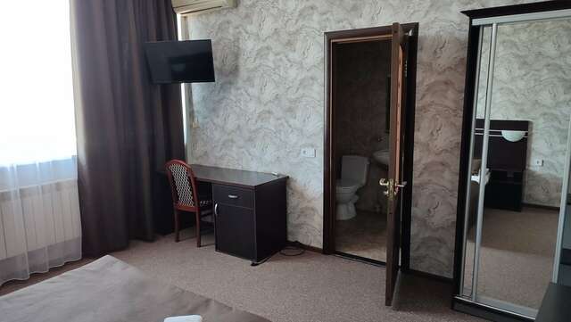 Фото Гостиница Вена Симферополь-133 Гостиница Вена Симферополь-133