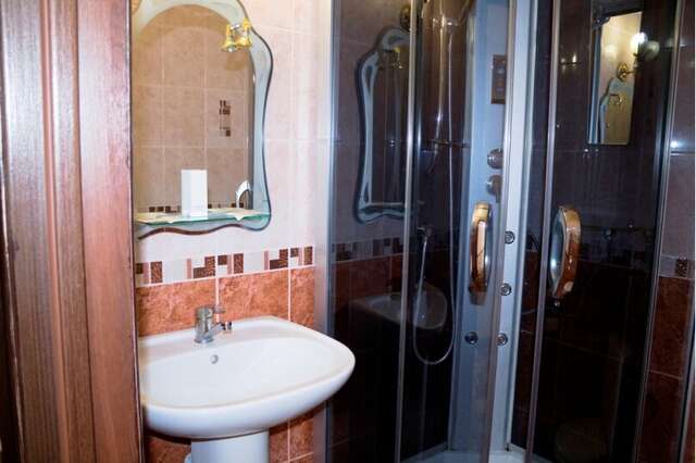 Фото Гостиница Вена Симферополь-115 Гостиница Вена Симферополь-115