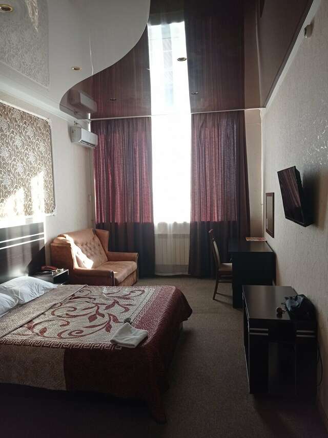 Фото Гостиница Вена Симферополь-142 Гостиница Вена Симферополь-142