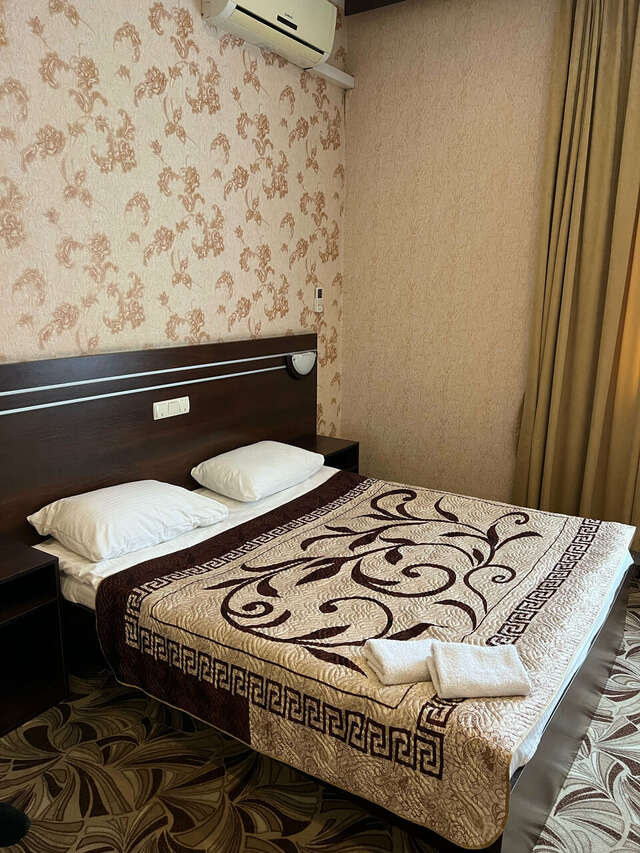 Фото Гостиница Вена Симферополь-146 Гостиница Вена Симферополь-146